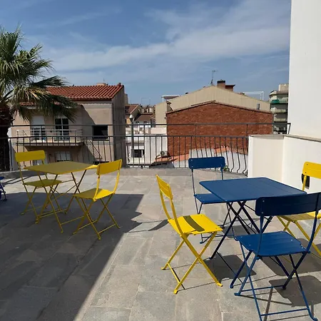 Hauzify I Balmes Apartment *